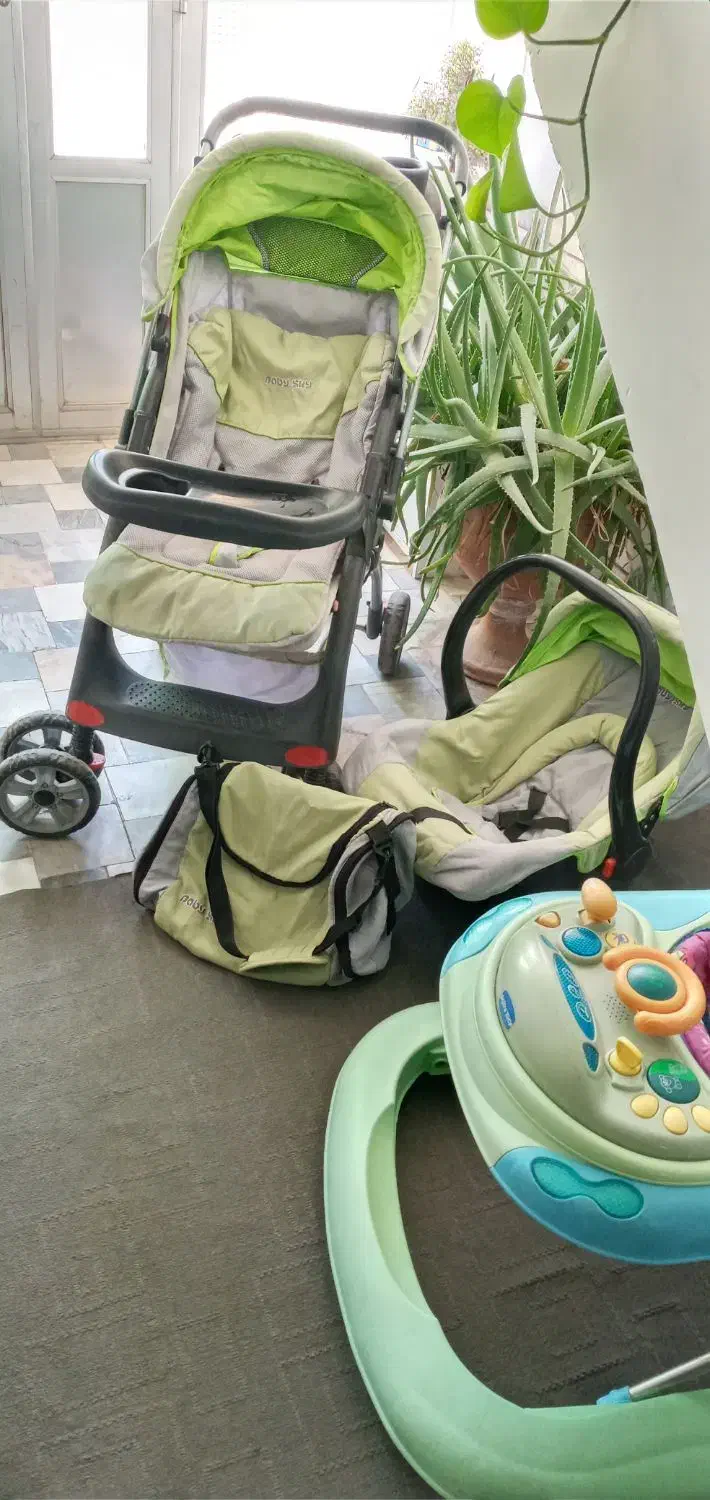 سرویس کودک|اسباب و اثاث بچه|سبزوار, قصبه شرقی|دیوار