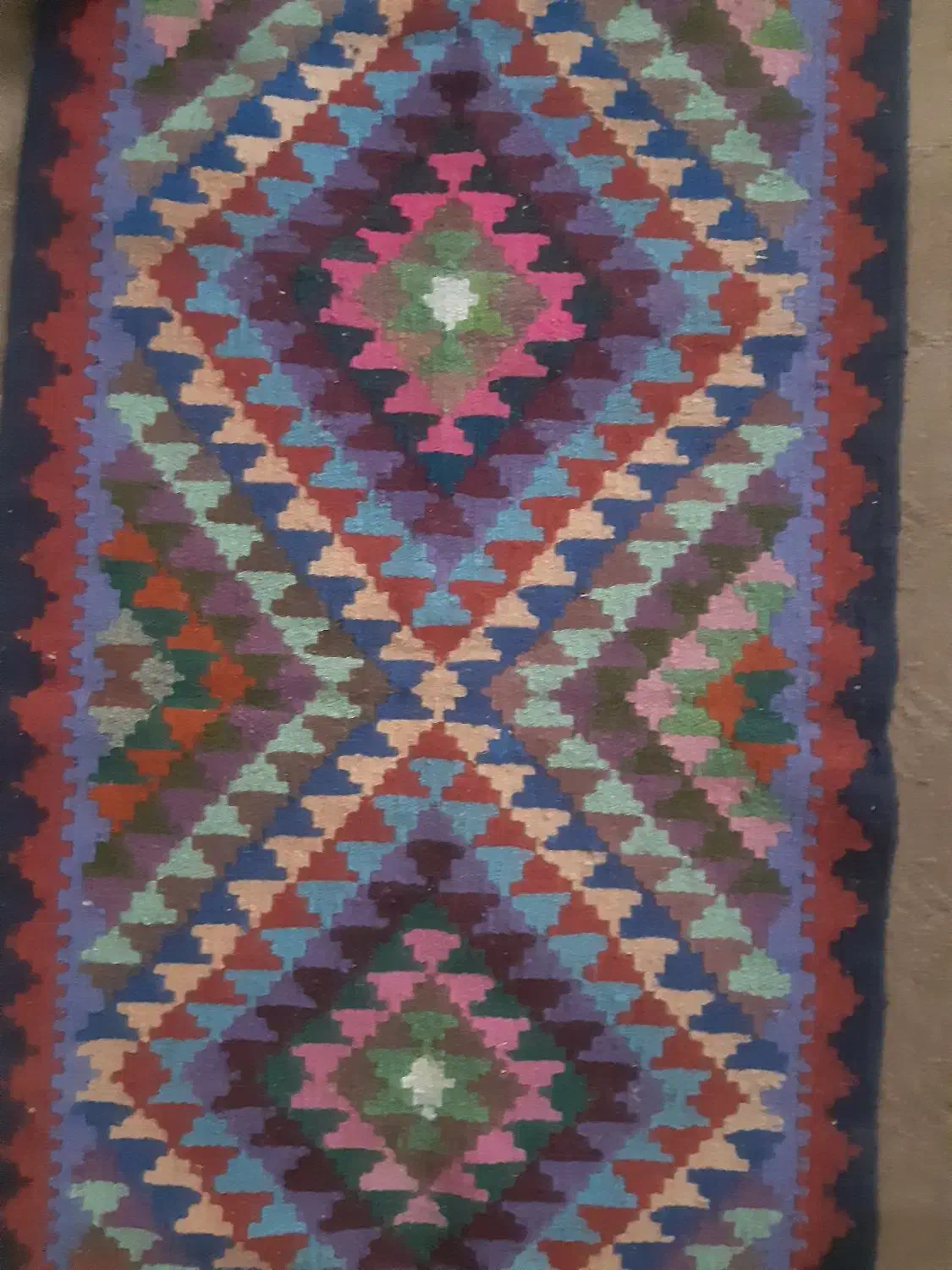 گلیم  دست باف|گلیم، جاجیم، گبه|رشت, ساغری سازان|دیوار