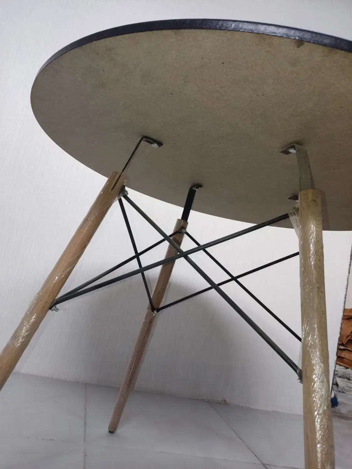 میز صندلی چوبی نو کافه و کافی شاپ سه نفره|میز و صندلی غذاخوری|مشهد, انصار|دیوار