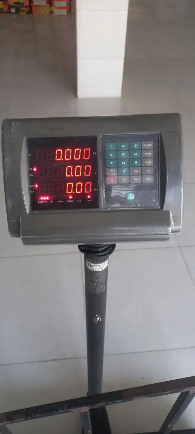 ترازو ۵۰۰ کیلویی|فروشگاه و مغازه|آق قلا, |دیوار