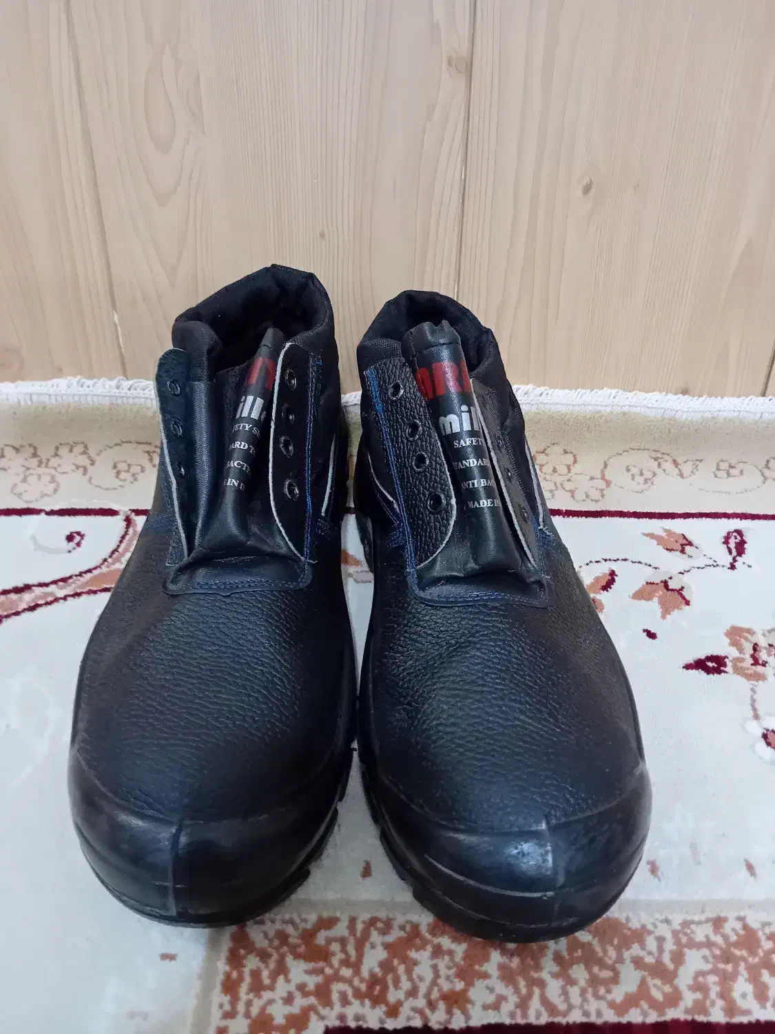 ۲ عدد کفش ایمنی سایز ۴۴|کیف، کفش، کمربند|زنجان, |دیوار