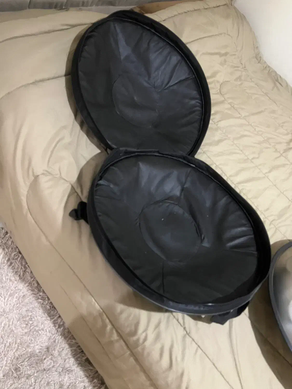 هنگدرام|درام و پرکاشن|ری, شهادت|دیوار