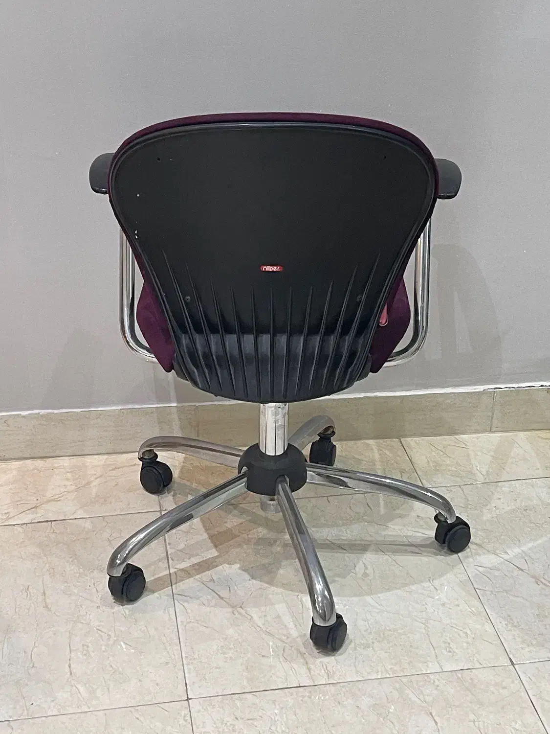 صندلی گردان|مبلمان اداری|رشت, علی آباد|دیوار