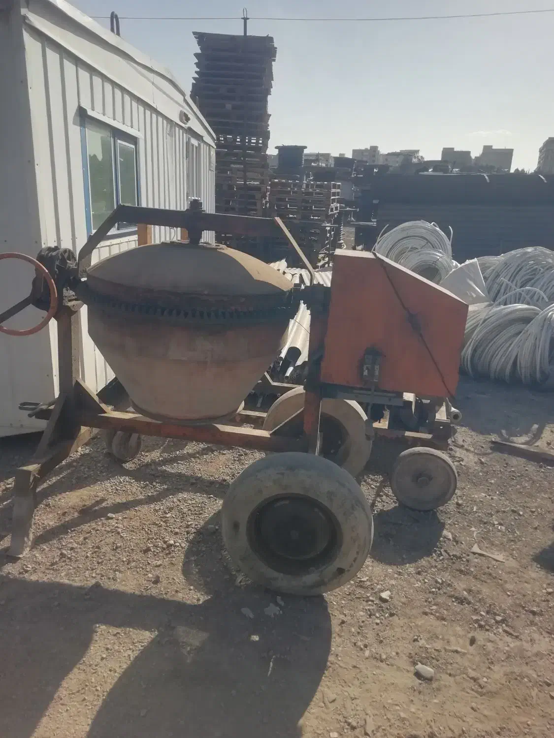 بتونیر خاموت زن یرقی|مصالح و تجهیزات ساختمان|تهران, یاخجی آباد|دیوار