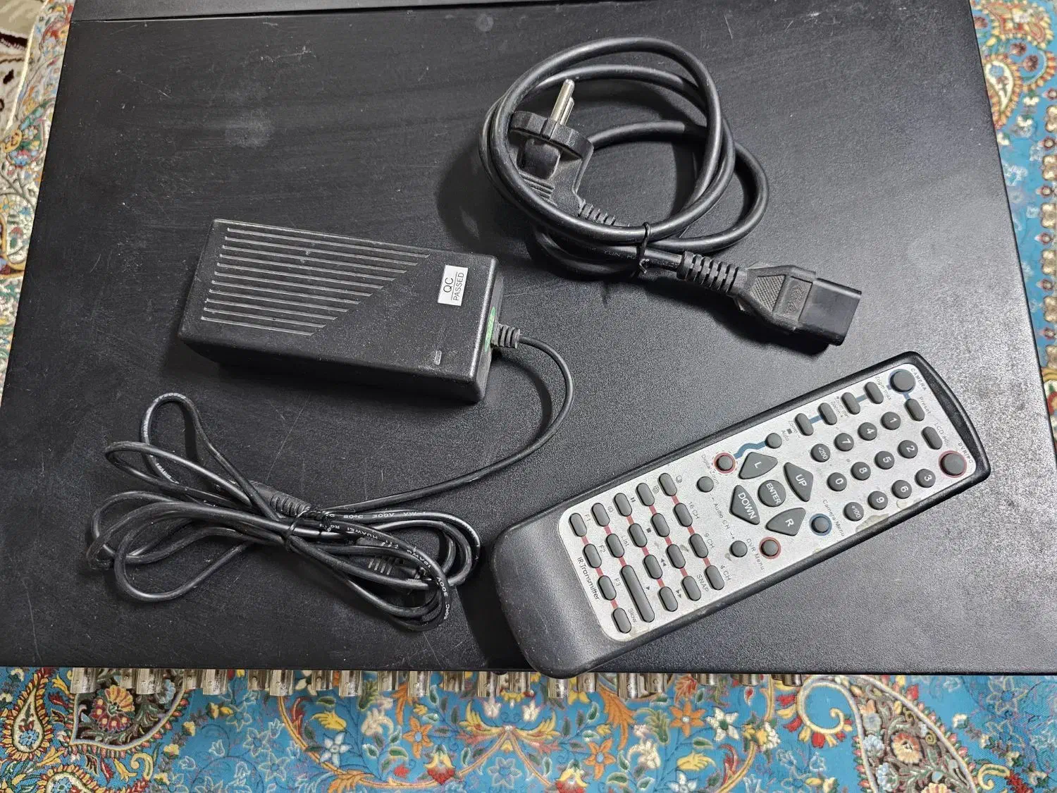 دو عدد دی وی آر بدون هارد ۴ و ۸ کاناله|دوربین مداربسته|گلپایگان, |دیوار