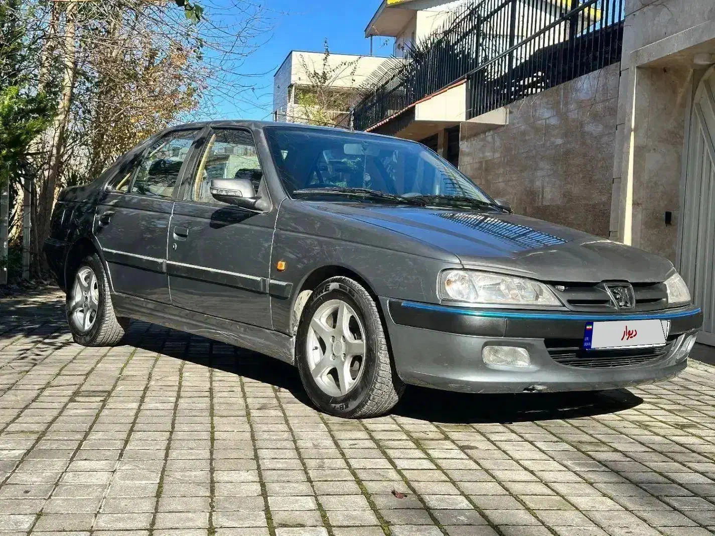 پژو پارس مدل ۹۳|خودرو سواری و وانت|رشت, کوی حسینی|دیوار