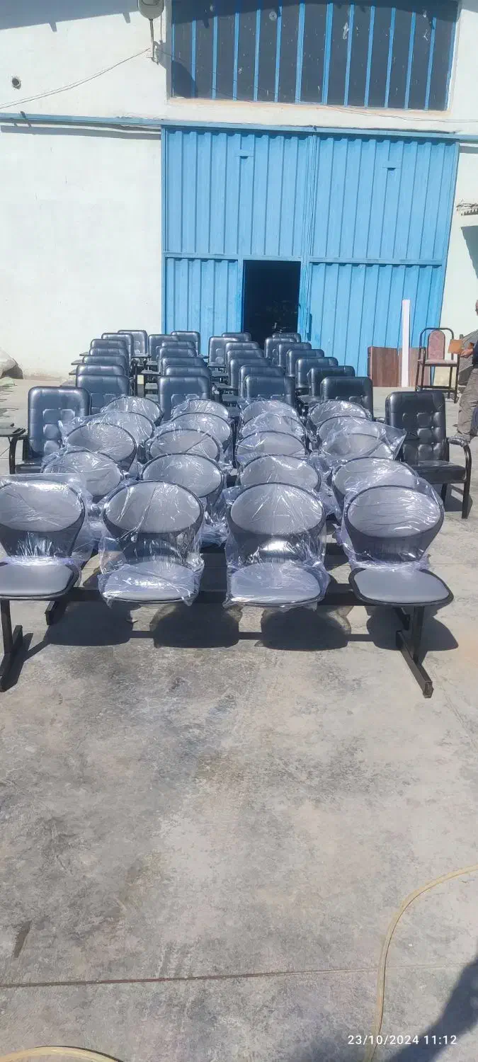 صندلی ۴ نفره انتظار اداری متصل چسبیده سالن|صندلی و نیمکت|تهران, خلازیر|دیوار