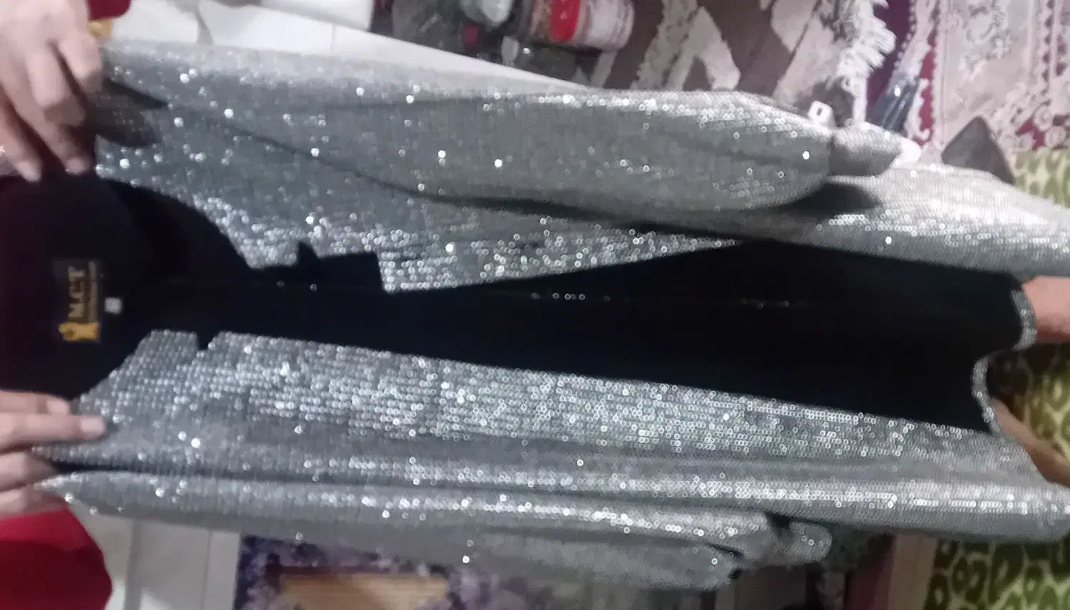 مانتور|لباس|ارومیه, |دیوار