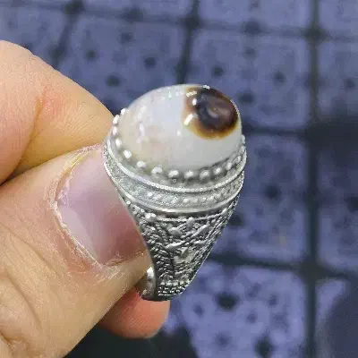 خفیف|کلکسیون اشیاء عتیقه|یاسوج, |دیوار