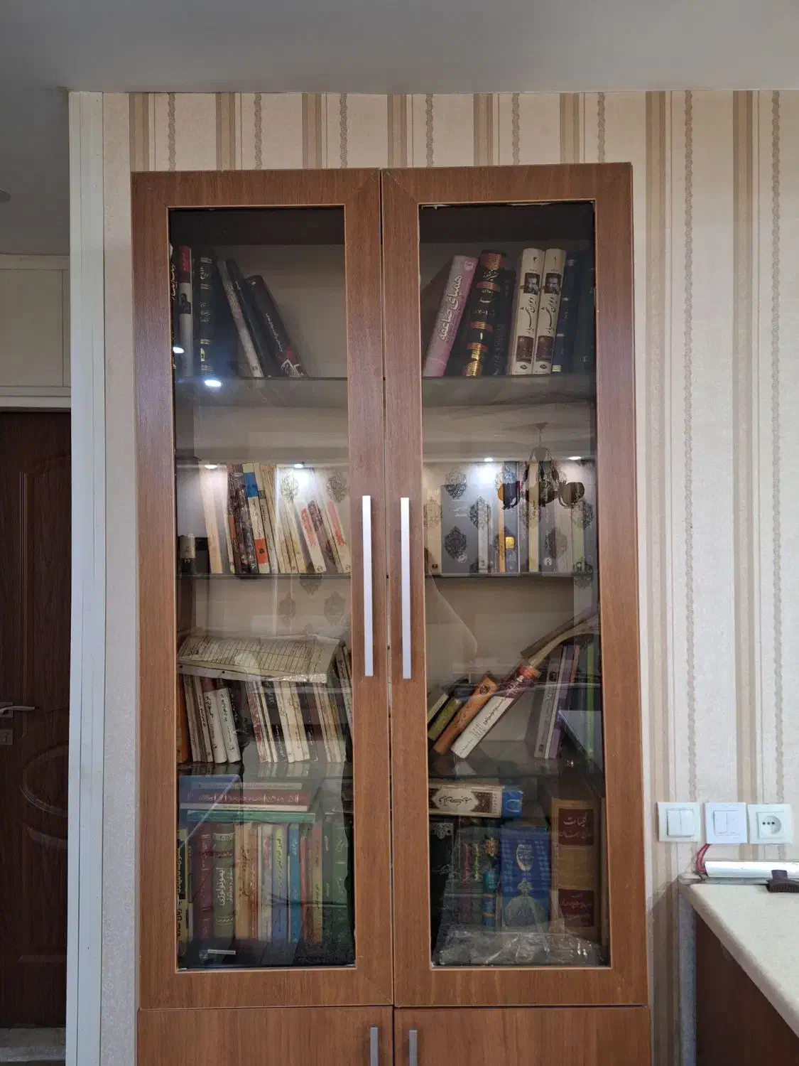 کتابخانه MDF اتریشی|کتابخانه، شلف، قفسه‌های دیواری|تهران, ارم|دیوار