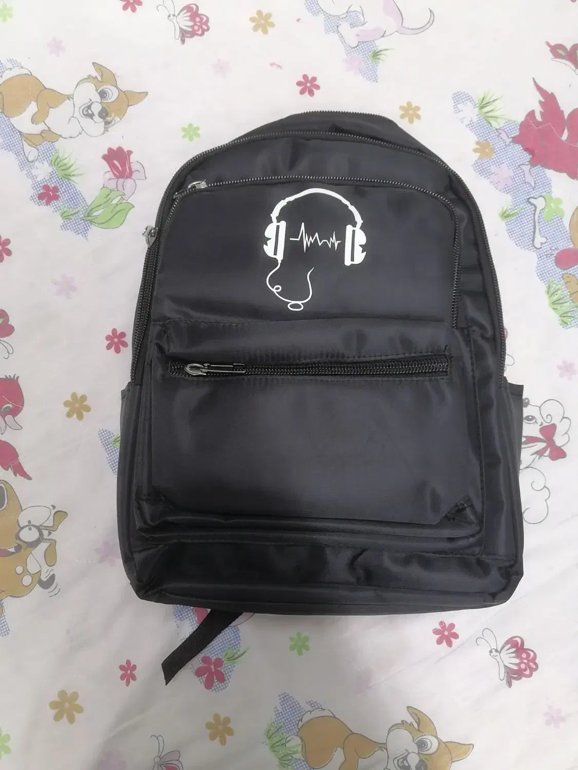 کیف مدرسه|کیف، کفش، کمربند|مرودشت, فرهنگ|دیوار