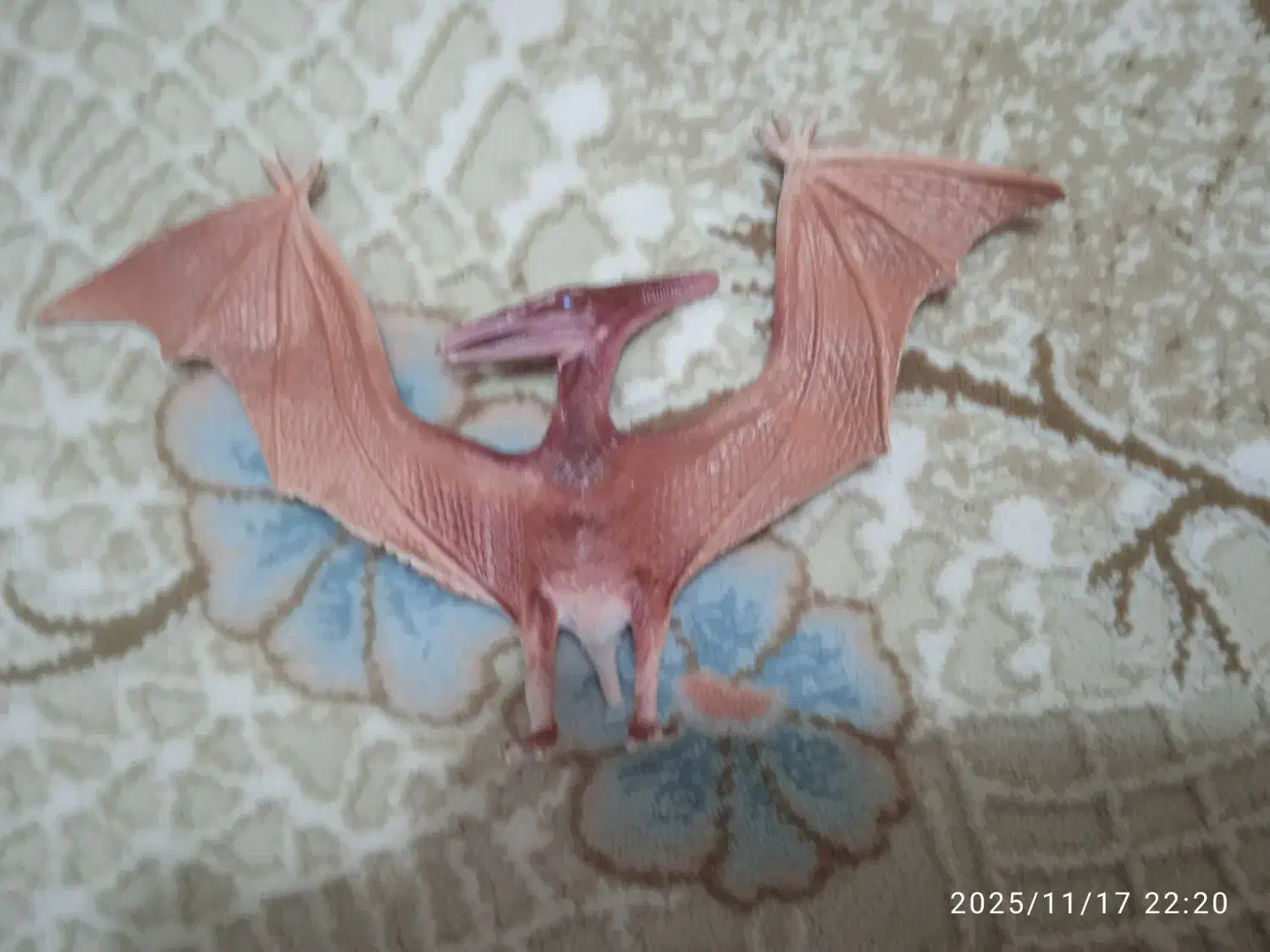 اسباب بازی دایناسور|اسباببازی|شبستر, |دیوار