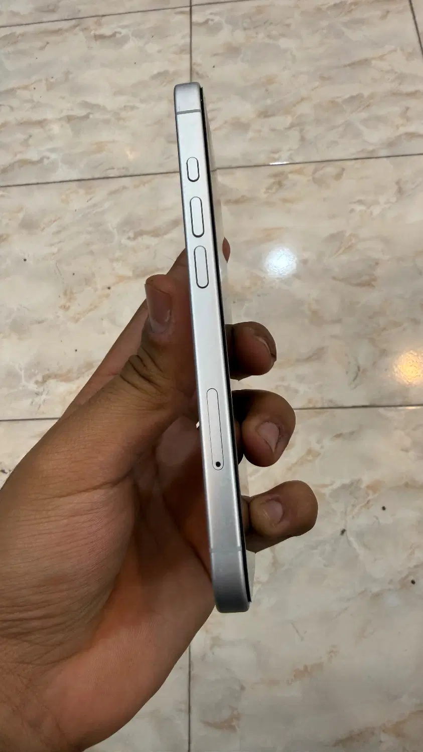 iPhone 16 Normal 128GB|موبایل|کرمان, |دیوار