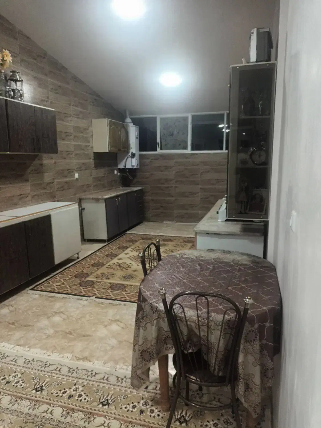 اجاره سوئیت مبله شبانه روزی|اجارهٔ کوتاه‌مدت آپارتمان و سوئیت|چادگان, |دیوار