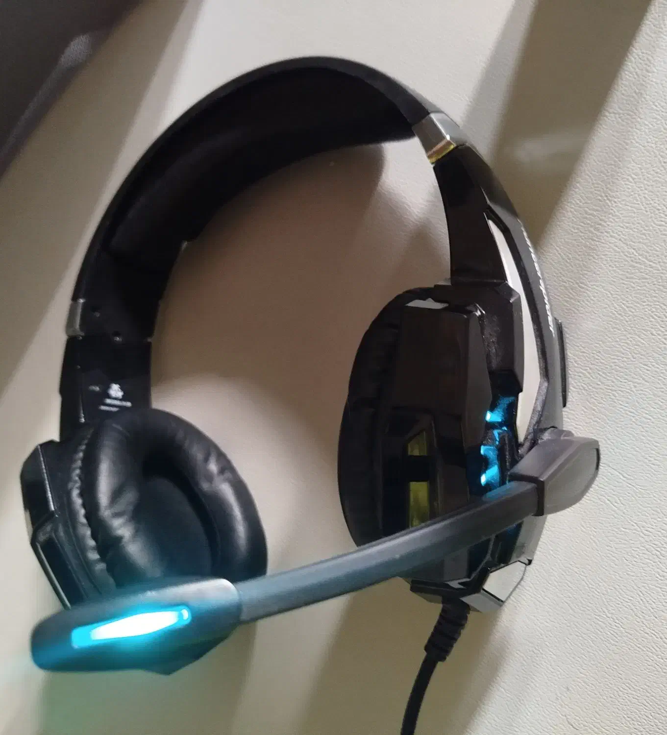 هدست گیمینگ سیمی هانتر اسپایدر|قطعات و لوازم جانبی رایانه|تهران, فاطمی|دیوار