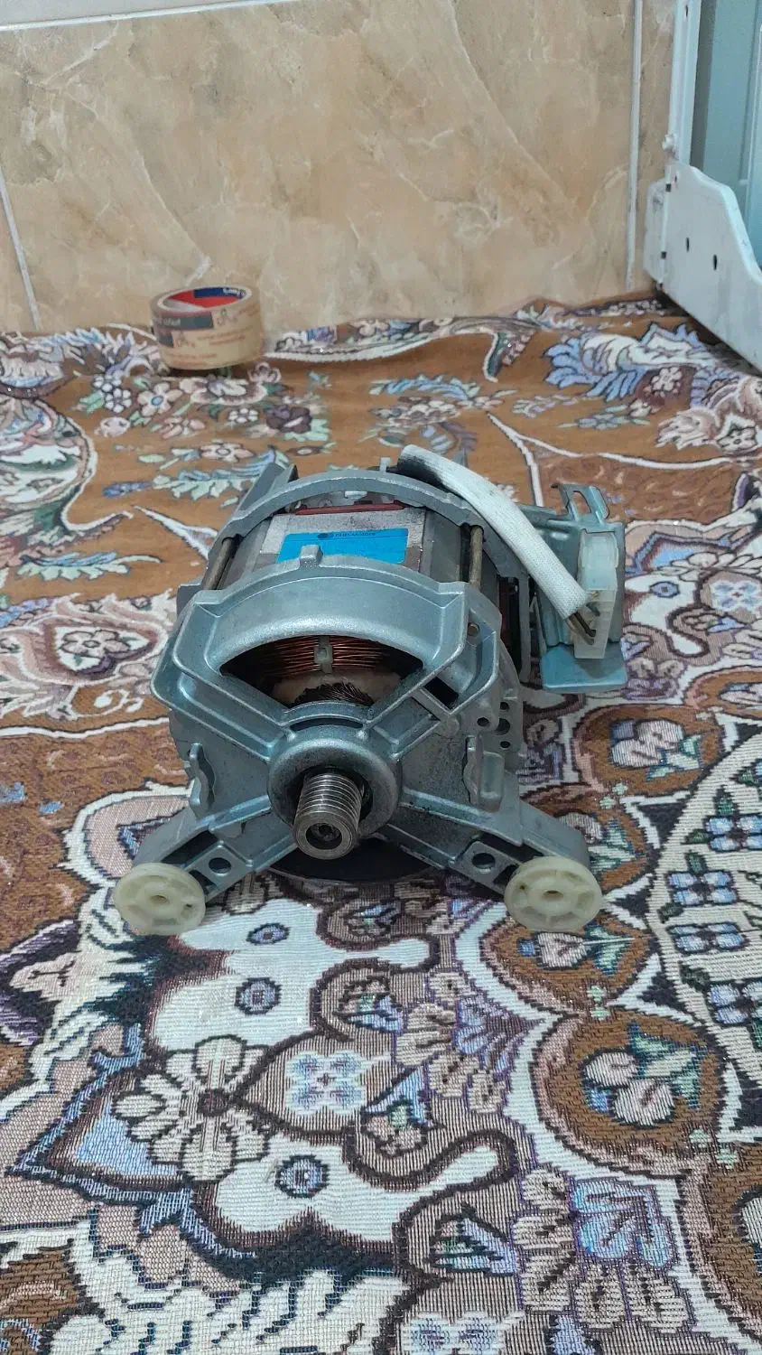 موتور لباسشویی بوش مکس (المانی)|ماشین لباسشویی و خشککن لباس|قم, چهل درخت|دیوار