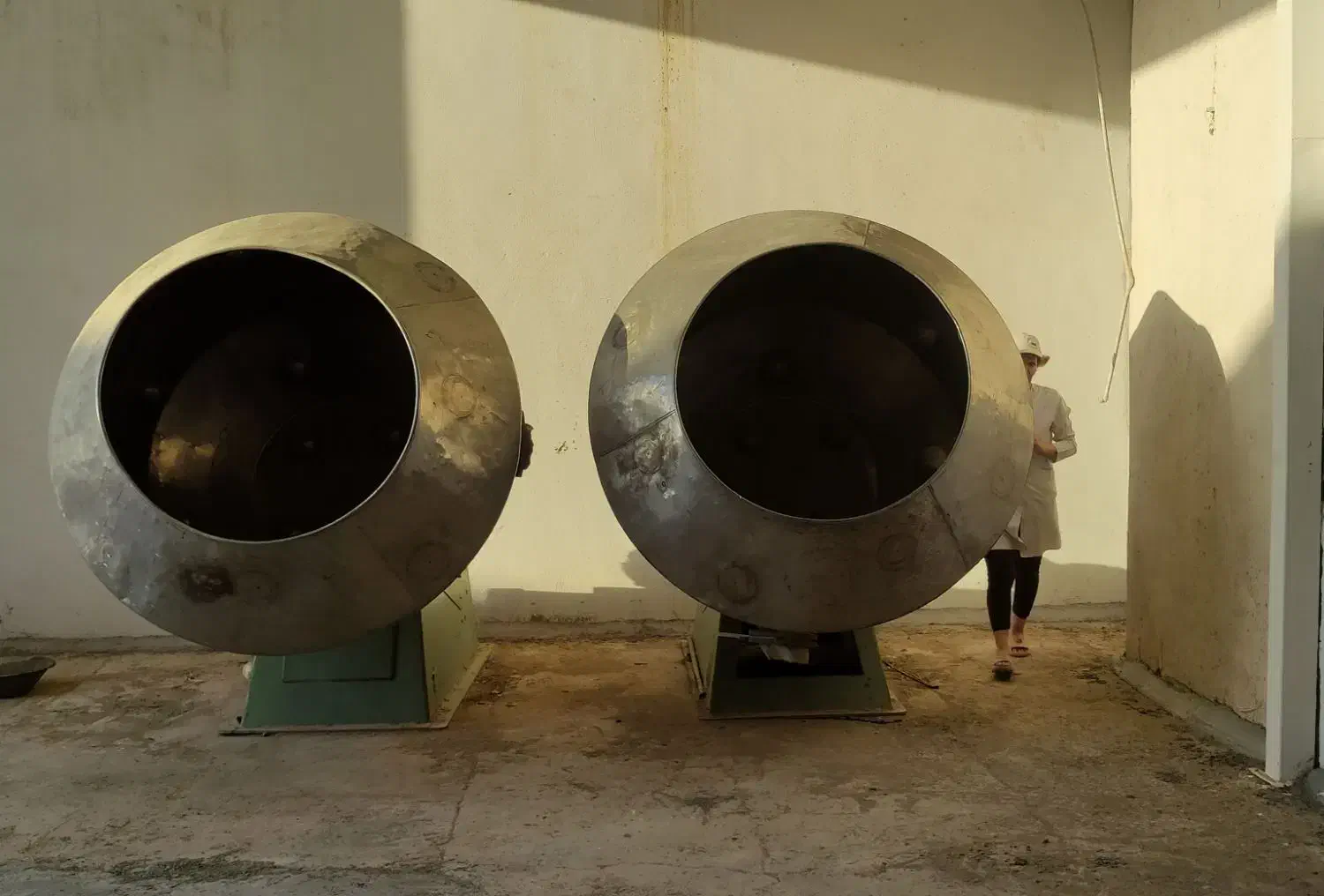 دستگاههای یک کارخانه کامل صنعتی پسته و آجیل|ماشینآلات صنعتی|اسفراین, |دیوار