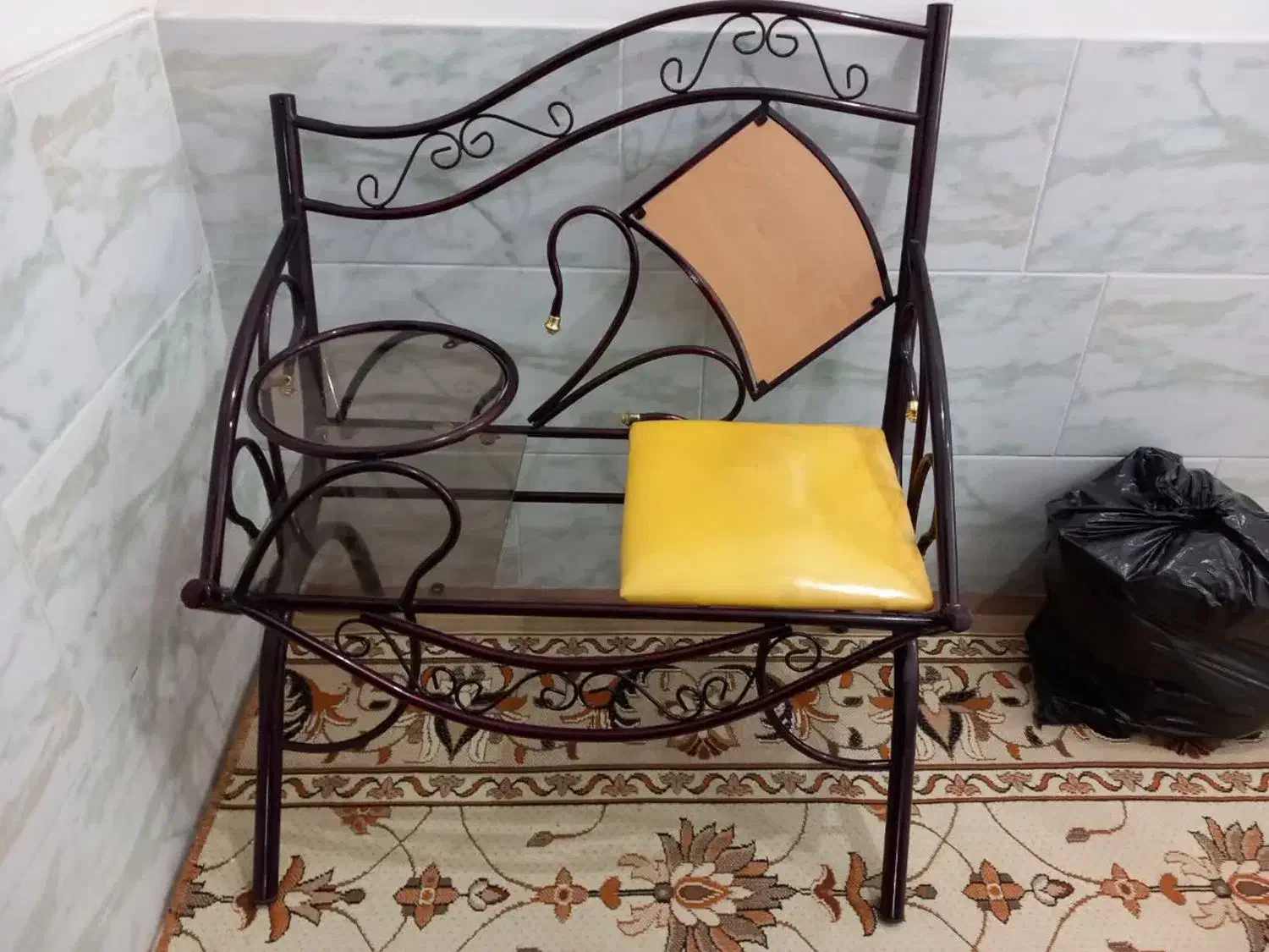 میز تلفن|میز تلفن|میبد, |دیوار