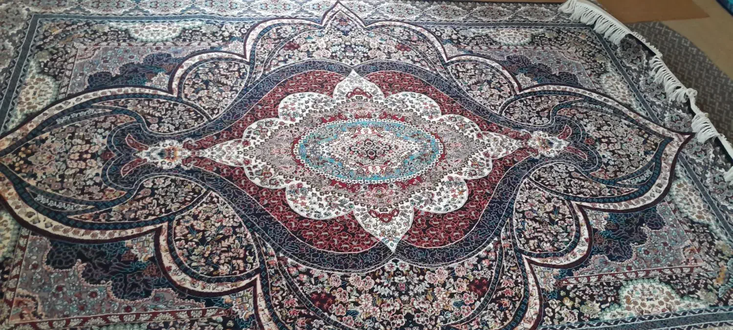 فروش فرش ۶ متری سالم و تمیز|فرش|تاکستان, |دیوار