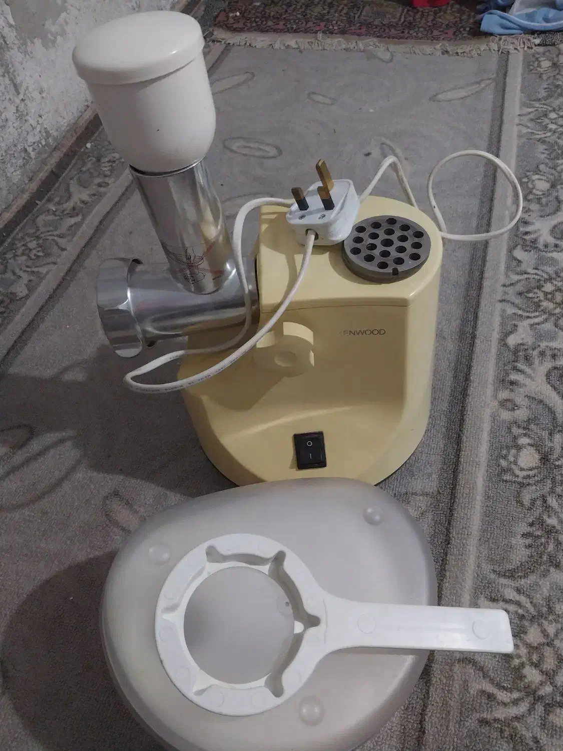 چرخ گوشت کن وود|خردکن، آسیاب، غذاساز|سنندج, |دیوار