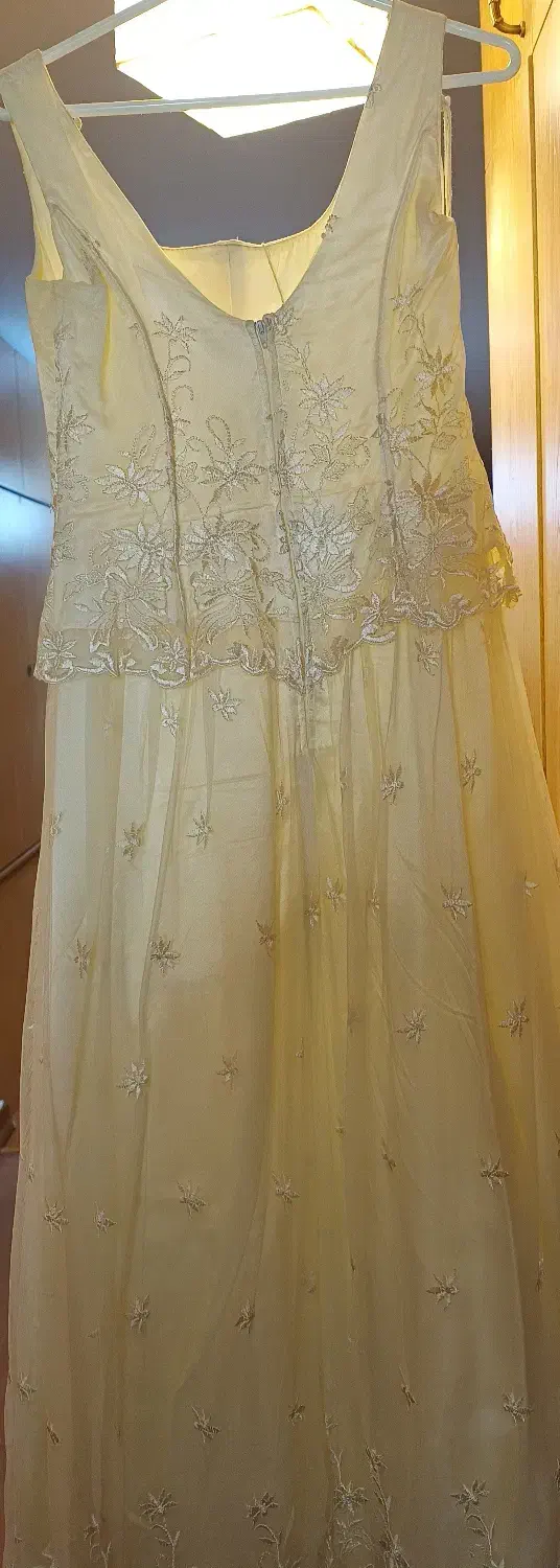 لباس مجلسی|لباس|تهران, آسمان|دیوار