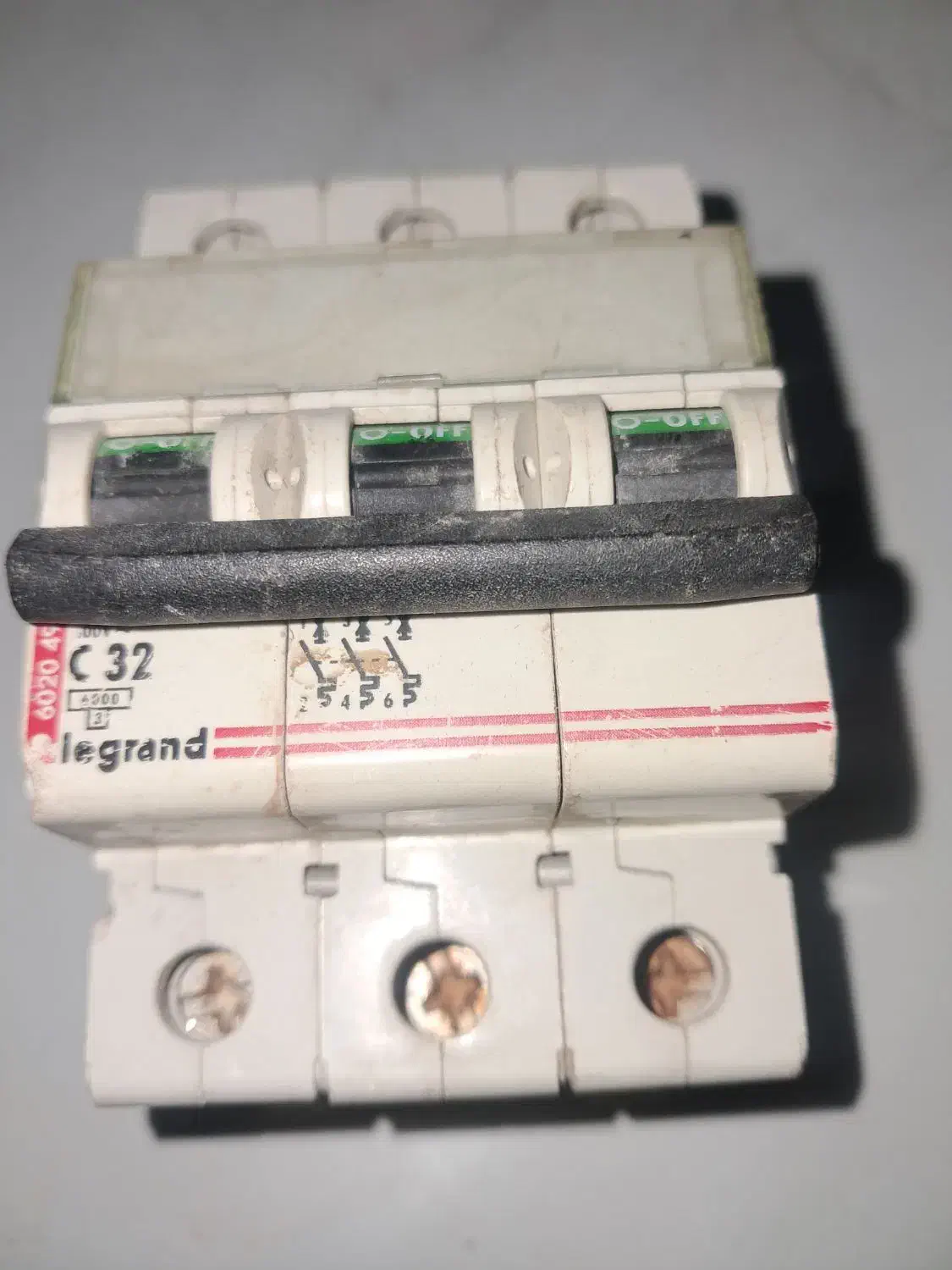 برقی|مصالح و تجهیزات ساختمان|قم, دروازه چوبی|دیوار