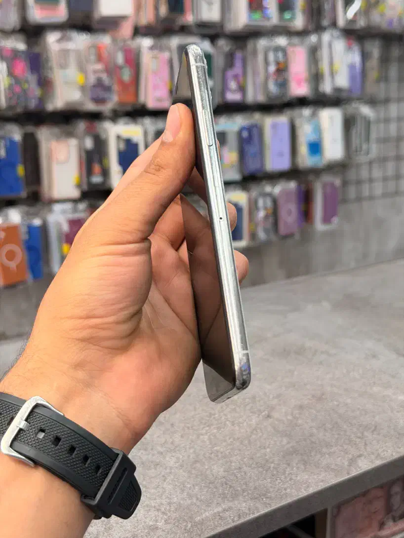 11promax|موبایل|شیراز, گود عربان|دیوار