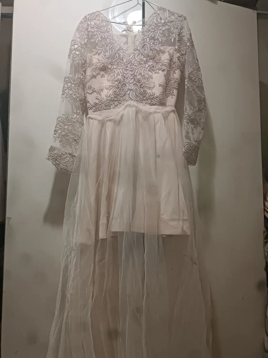 لباس مجلسی|لباس|قزوین, |دیوار