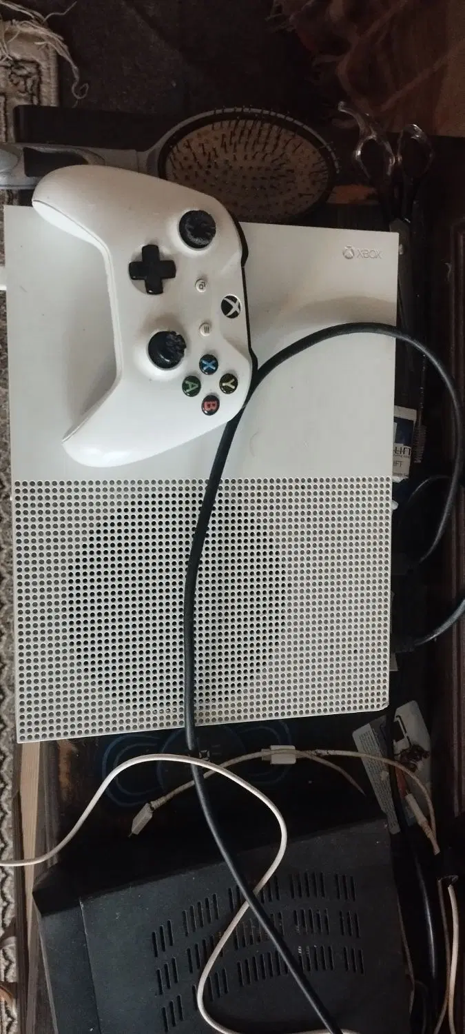 Xbox one s|کنسول، بازی ویدئویی و آنلاین|ساری, |دیوار