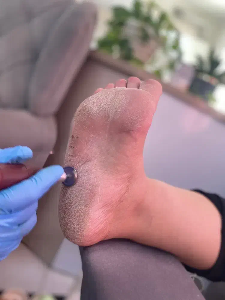 پدیکور و کفسابی پارافین تراپی|خدمات آرایشگری و زیبایی|گلبهار, شهر جدید گلبهار|دیوار