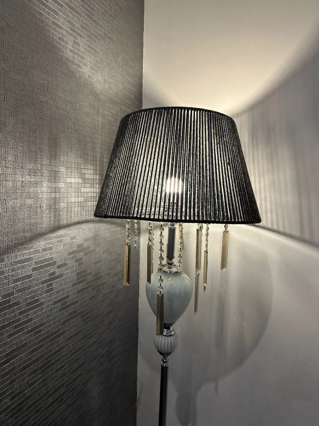 آباژور کاملا نو|چراغ خواب و آباژور|رشت, رشتیان|دیوار