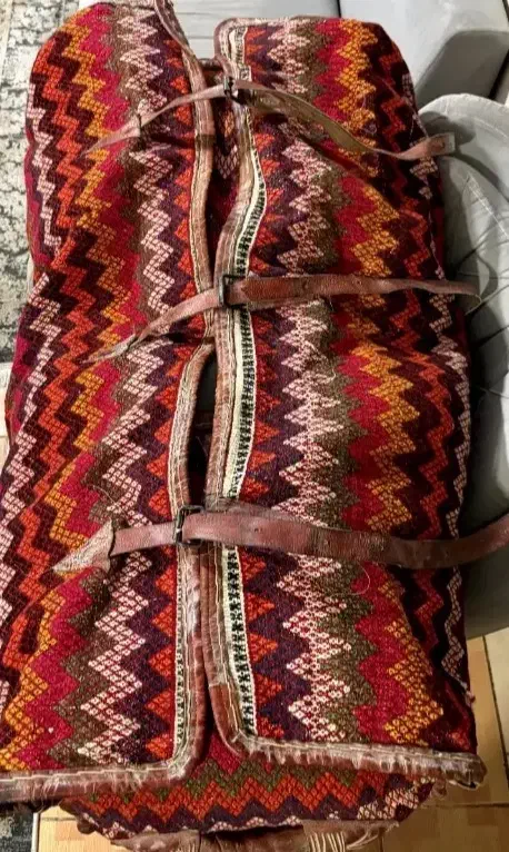 مفرج قشقایی|فرش|بروجن, |دیوار