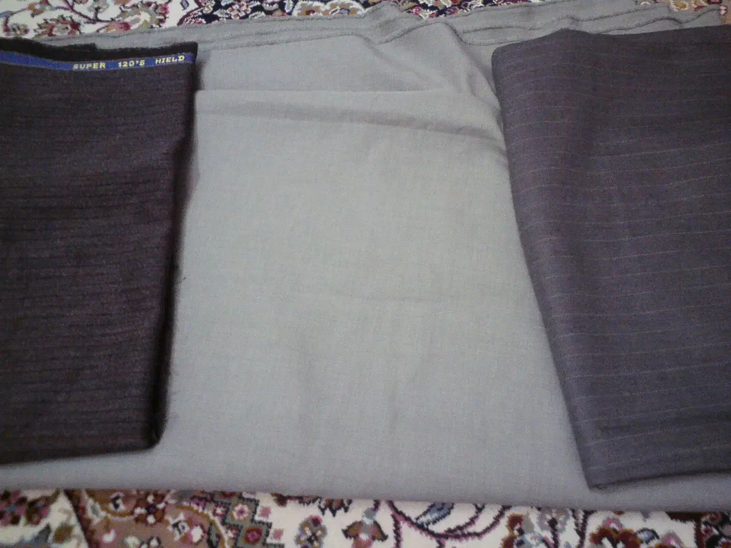 تعدادی پارچه زنانه وکت وشلوارمردانه|لباس|اراک, |دیوار