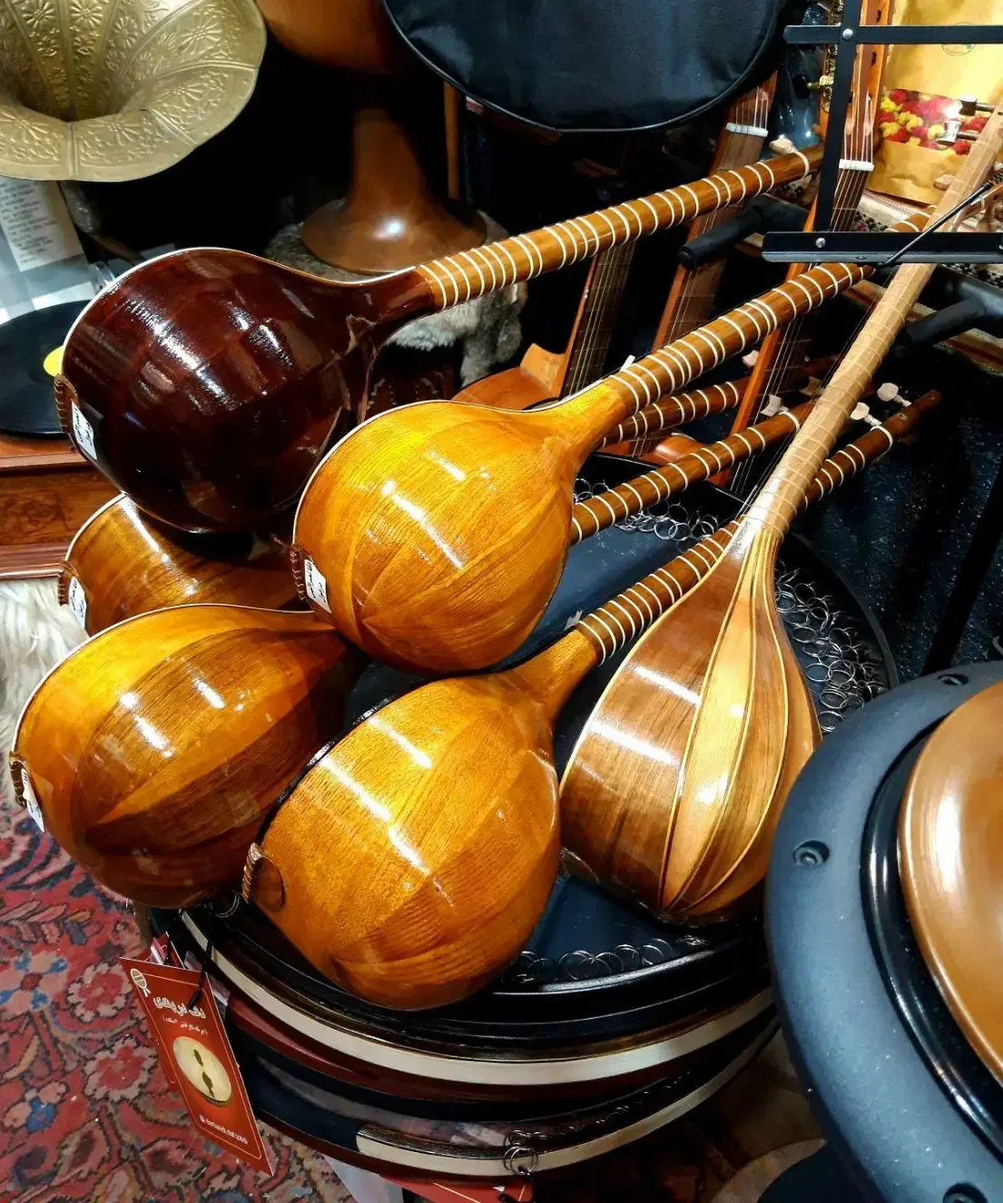 سه تار|سازهای سنتی|دزفول, |دیوار