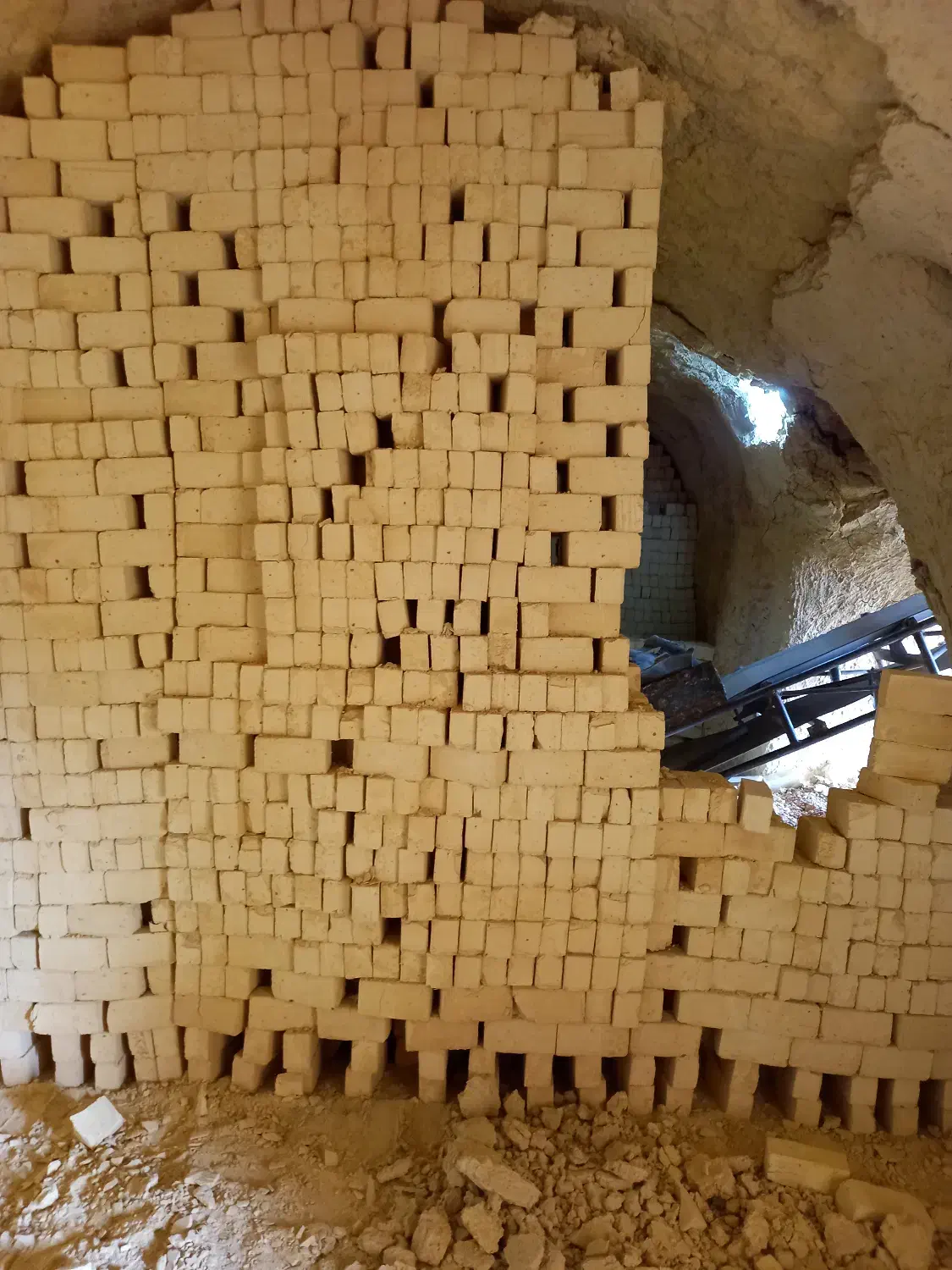 فروش و حمل آجر و ماسه به کوار و حومه|خدمات حمل و نقل|کوار, |دیوار