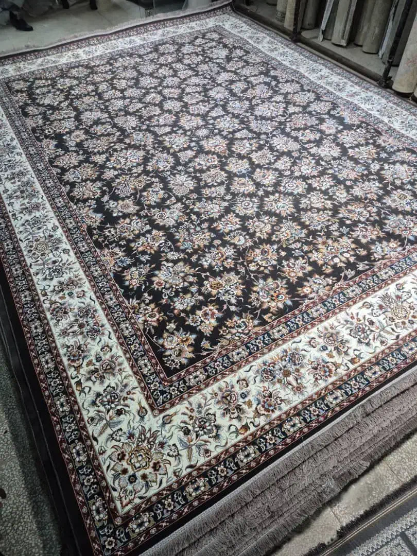 فرش فروشی در ابعاد مختلف|فرش|ارومیه, |دیوار