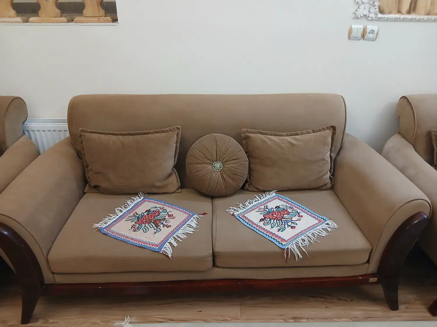 فروش فوری مبلمان راحتی|مبلمان خانگی و میز عسلی|بیجار, |دیوار