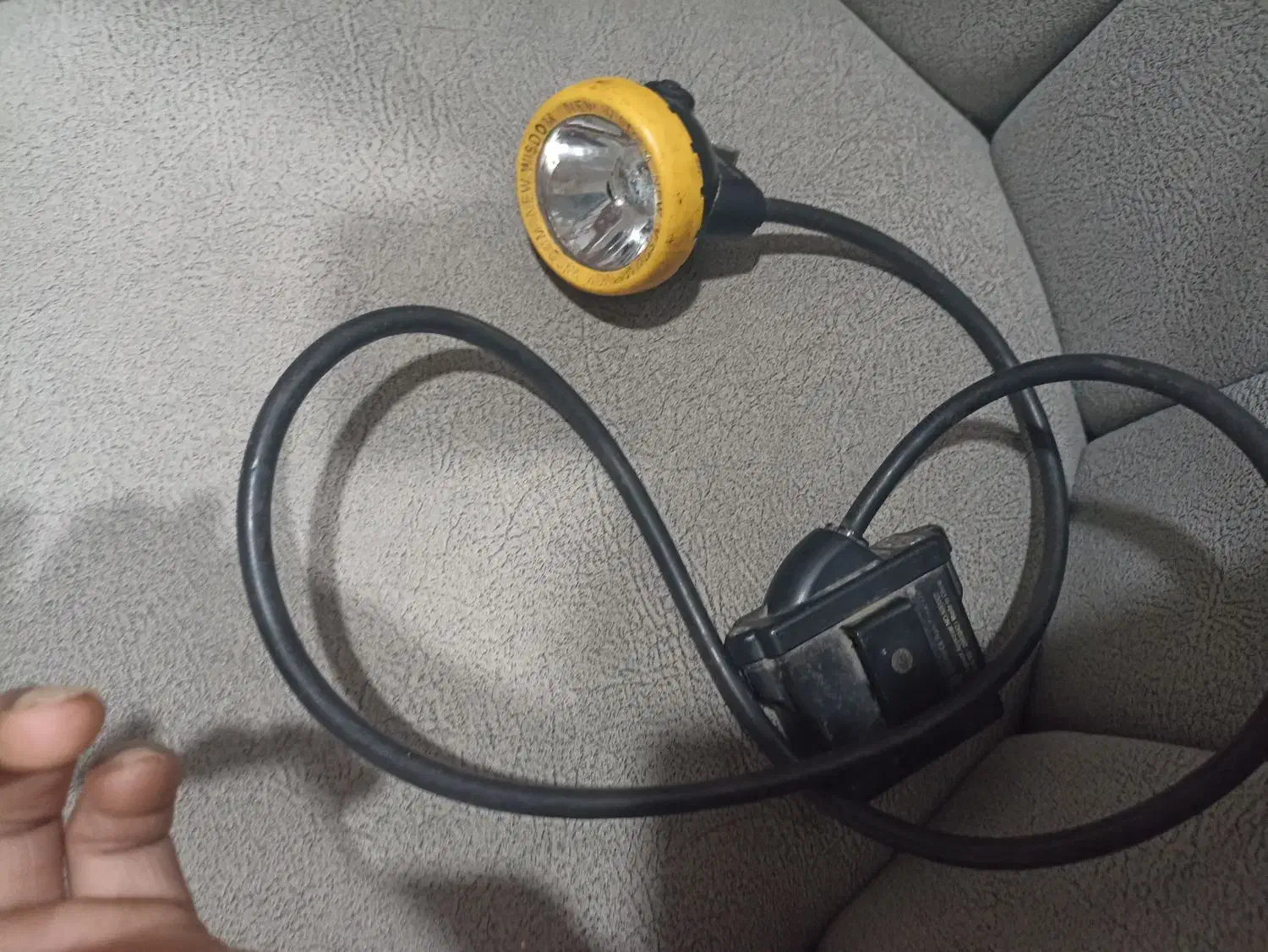 چراغ قوه معدنی سری اول|کوهنوردی و کمپینگ|زرند, |دیوار