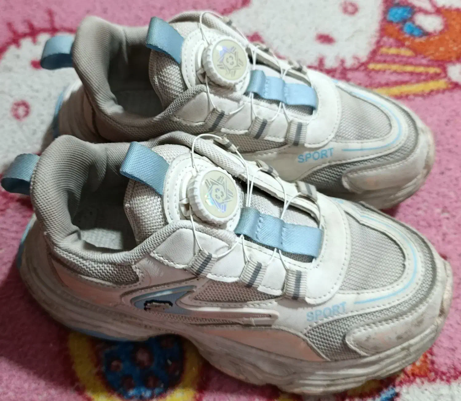 کفش کاملا سالم و در حد نو|کفش و لباس بچه|گرگان, |دیوار