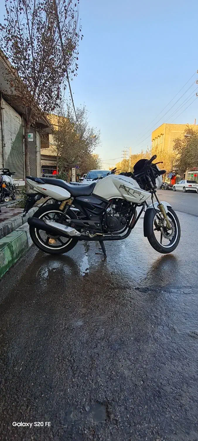 آپاچی ۱۸۰ مدل ۸۹ آپاچی ۹۵ هم موجود|موتورسیکلت|قم, شاه ابراهیم|دیوار