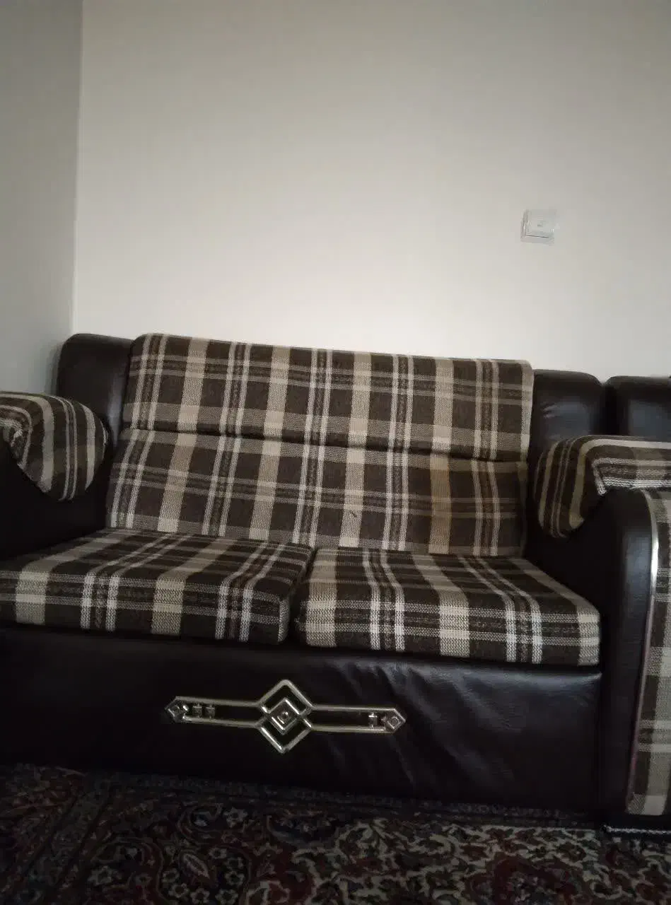 مبل 7 نفره به همراه میز جلو مبلی|مبلمان خانگی و میز عسلی|دامغان, |دیوار