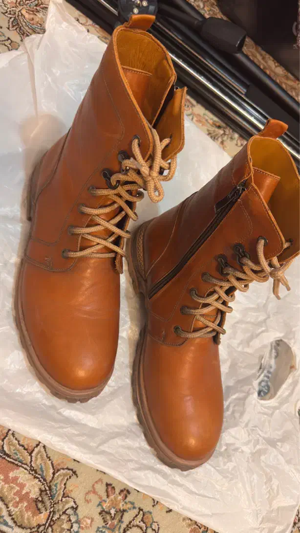 بوت چرمی زنانه ( نو) - سایز ۴۰|کیف، کفش، کمربند|سیرجان, |دیوار