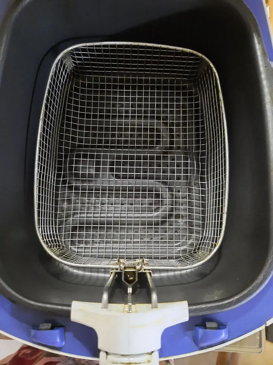 سرخ کن تفال ازورا درحدنو پیوی لطفا|اجاق گاز و لوازم برقی پختوپز|تهران, شهرک چیتگر|دیوار