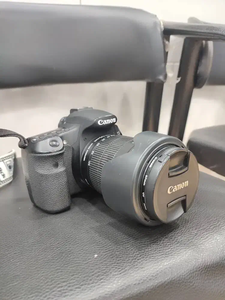 دوربین کنون ۶۰d کم کار|دوربین عکاسی و فیلمبرداری|آستارا, |دیوار