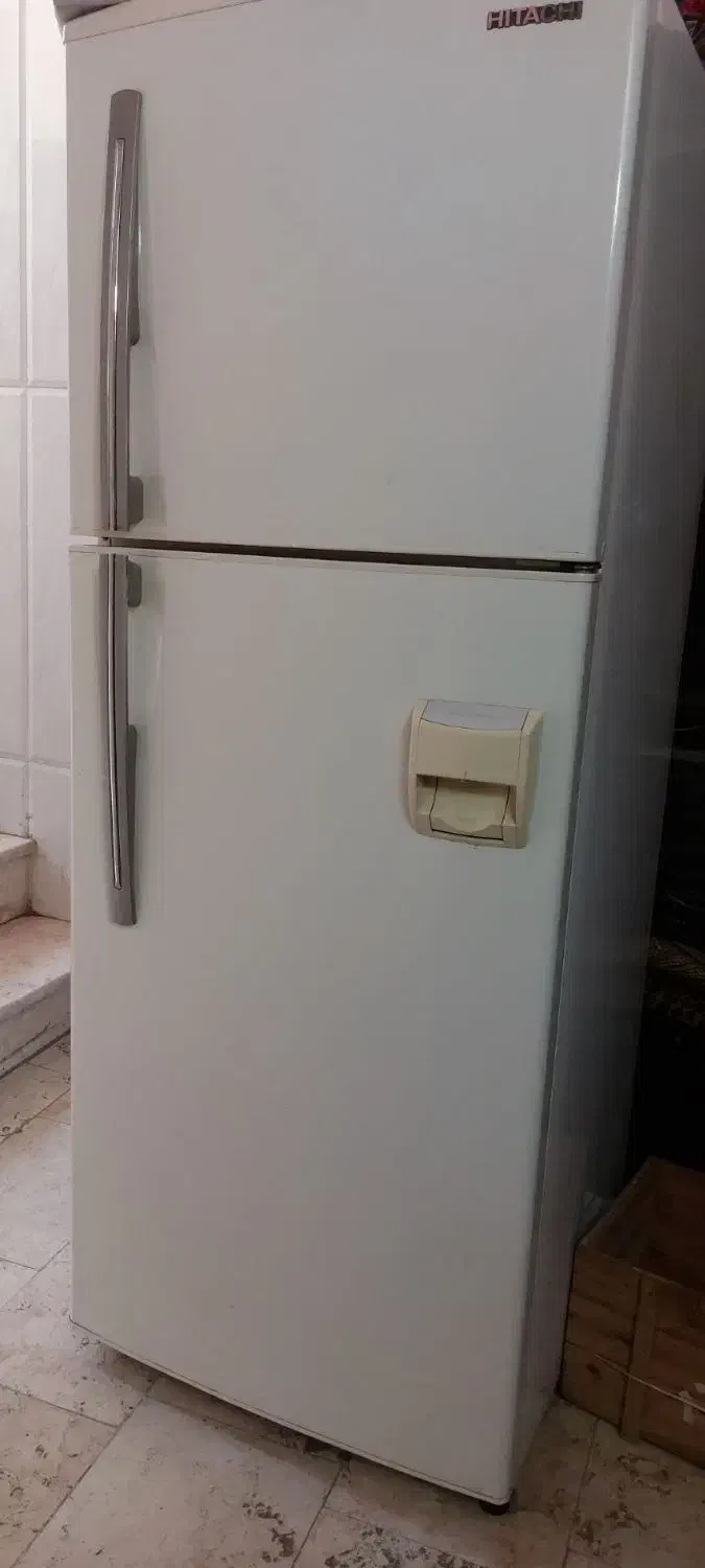 یخچال فریزر هیتاچی درحد نو|یخچال و فریزر|باقرشهر, |دیوار