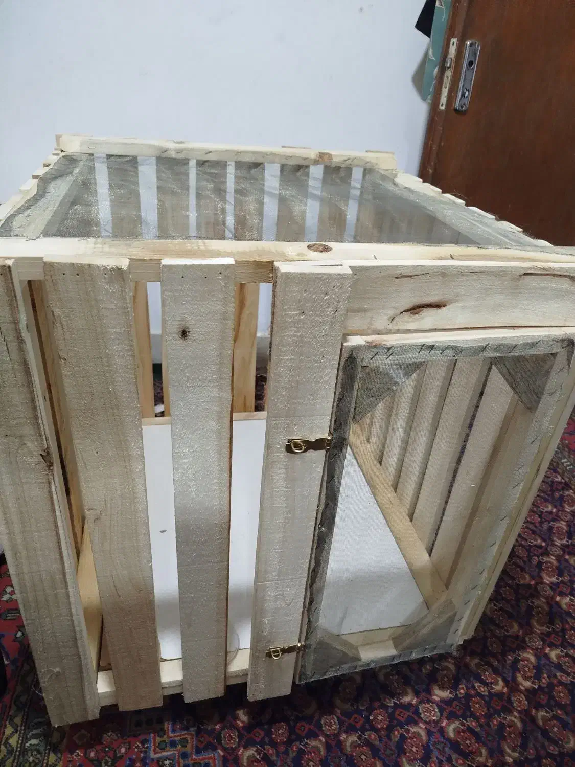 قفس بزرگ و عالی خیلی تمیز|لوازم جانبی حیوانات|بردسکن, |دیوار