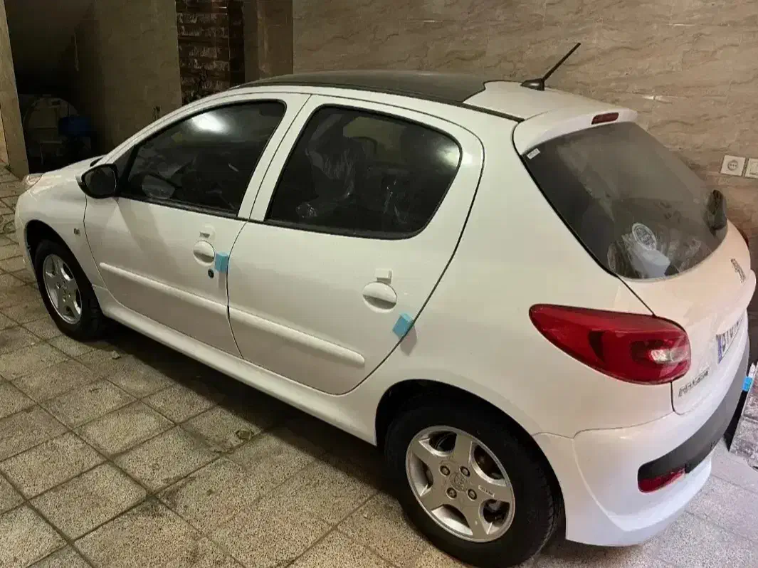 پژو 207 دنده ای پانوراما 404موتور tu5 پلاس با رینگ|خودرو سواری و وانت|شیراز, درکی|دیوار