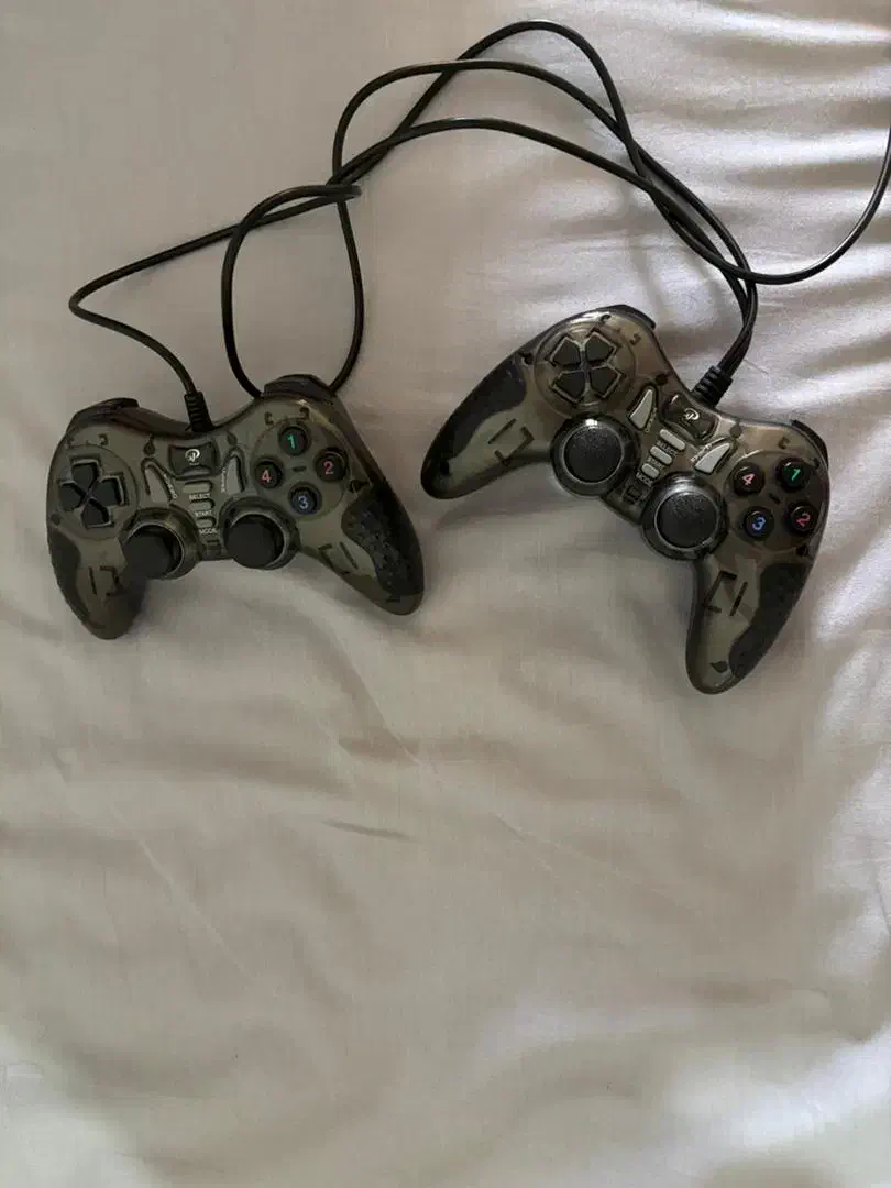 دسته بازی دوتایی اورجینال|کنسول، بازی ویدئویی و آنلاین|اصفهان, محمودیه|دیوار