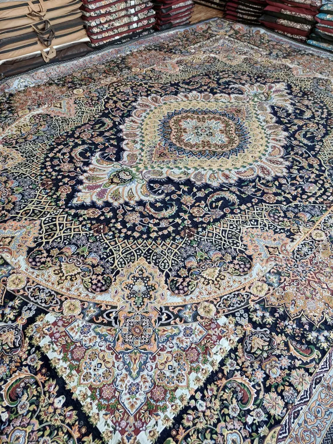 روفرشی ابریشم سنگین وزن وانواع پتو وتشک سه کیلو|روفرشی|زابل, |دیوار