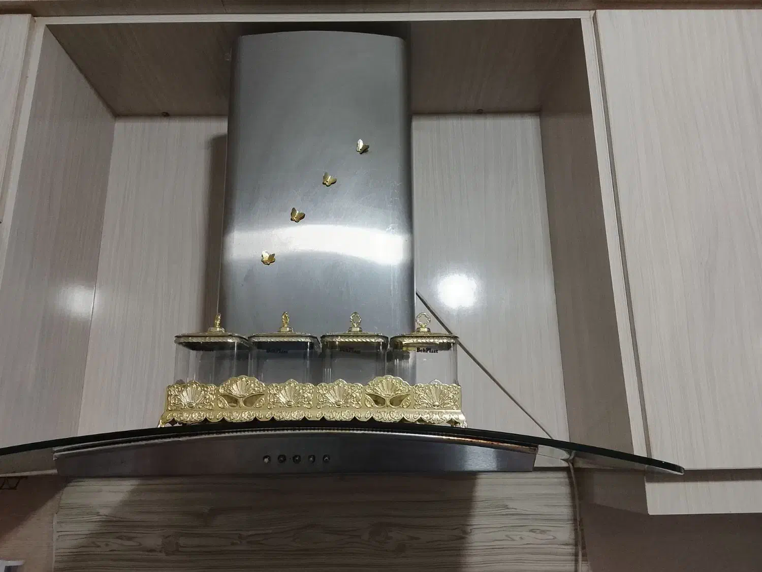 هود|هود|ارومیه, |دیوار